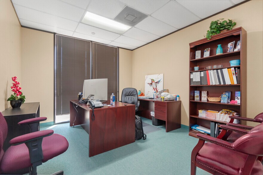 More Photos Of 1214 Stonehollow Dr, Kingwood Office For Sale