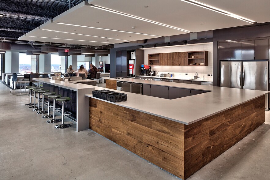 More Photos Of 1 S Clinton Ave, Rochester Office Residential For Lease