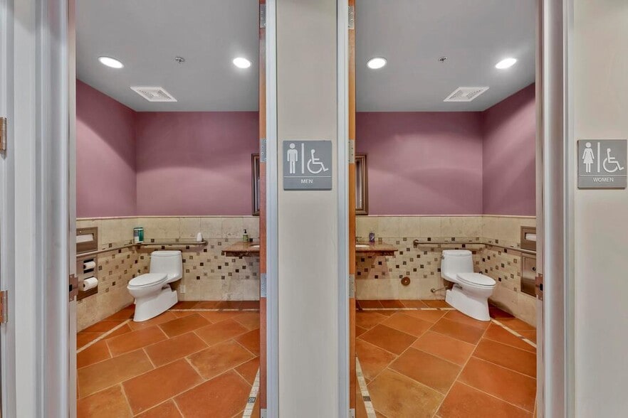 More Photos Of 1220 Roosevelt Ave, Irvine Loft Creative Space For Lease