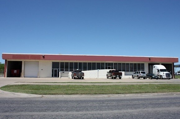 More Photos Of 4930 Old Brownsville Rd, Corpus Christi Distribution For Lease