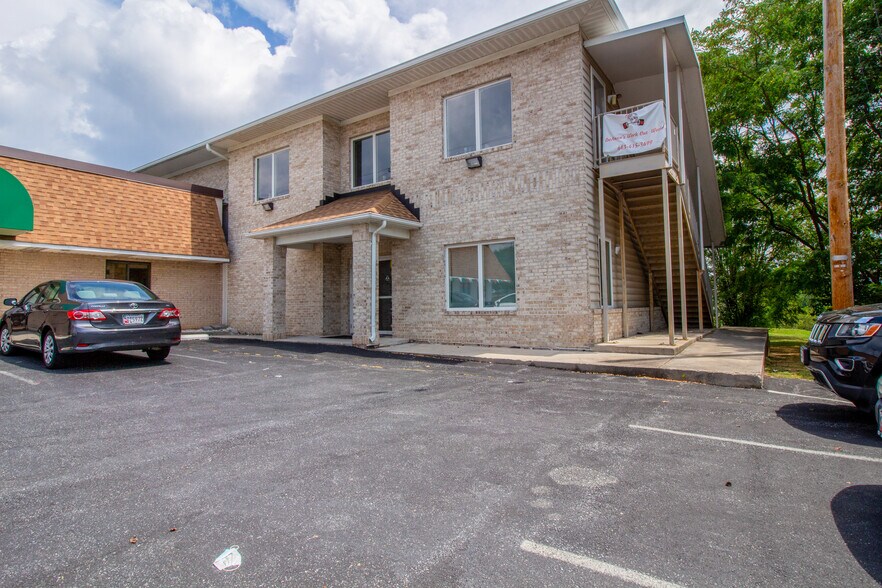 More Photos Of 3007-3013 Emmorton Rd, Abingdon Freestanding For Lease