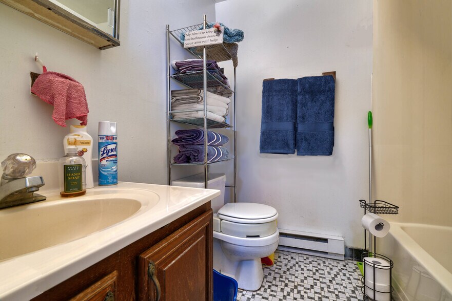 More Photos Of 2926 Christopher Ave, Baltimore Apartments For Sale