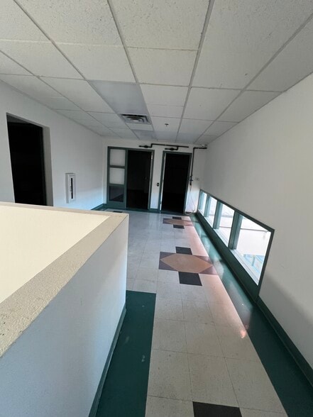 More Photos Of 4635 Andrews St, North Las Vegas Manufacturing For Sale