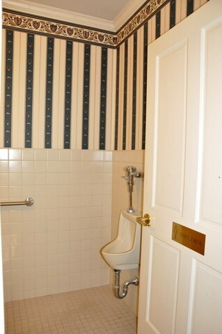 More Photos Of 208 N Park St, Streator Storefront Retail Residential For Sale