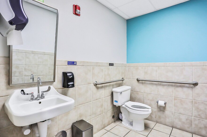 More Photos Of 210 Commerce Lake Dr, Saint Augustine Daycare Center For Lease