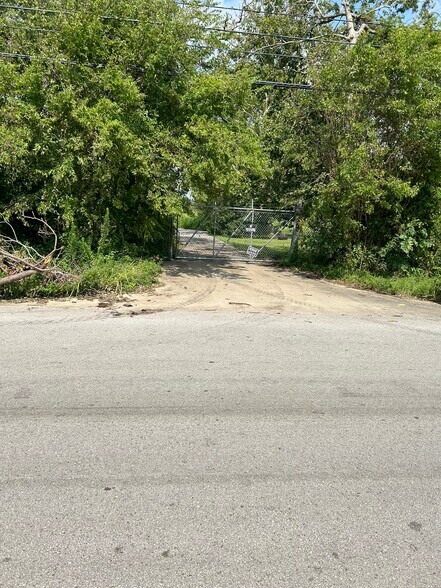 More Photos Of 9822 Moers Rd, Houston Land For Sale