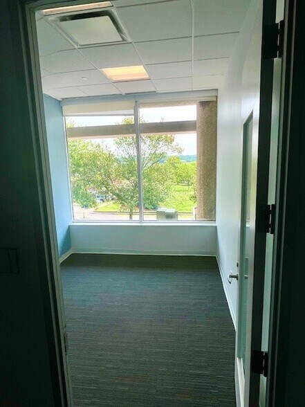 More Photos Of 701 N Fairfax St, Alexandria Office For Lease