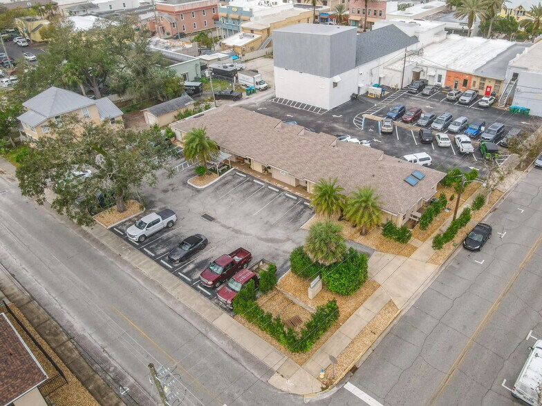 More Photos Of 405 Downing St, New Smyrna Beach Medical For Sale