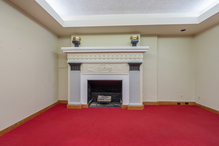 More Photos Of 344 W Genesee St, Syracuse Loft Creative Space For Lease