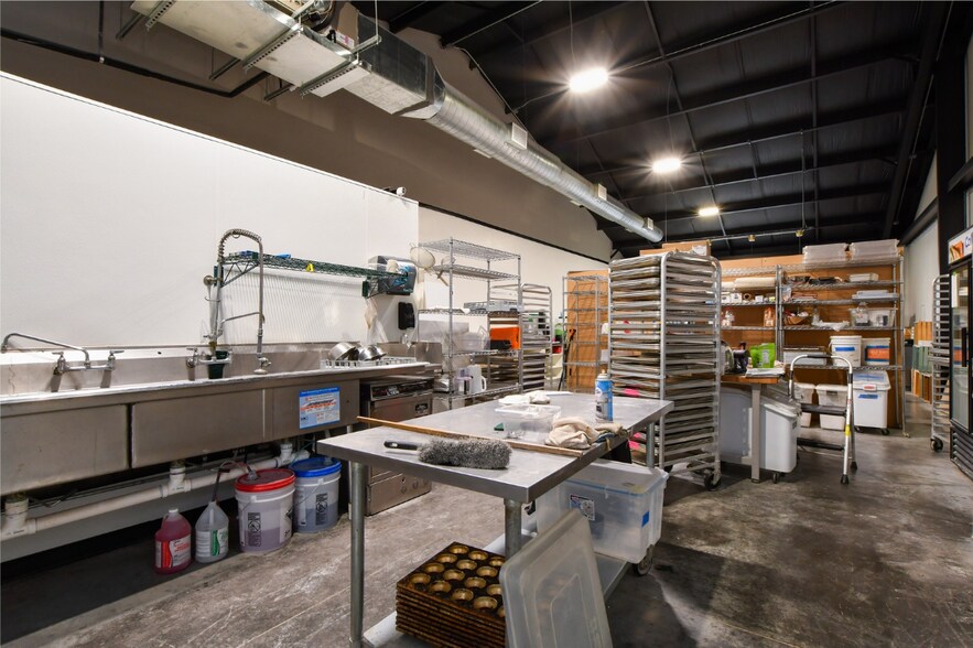 More Photos Of 309 Hwy 14, Simpsonville Storefront Retail Office For Lease