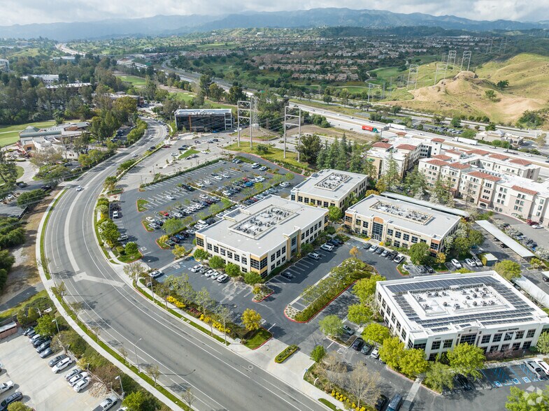 More Photos Of 27433 Tourney Rd, Valencia Office For Lease