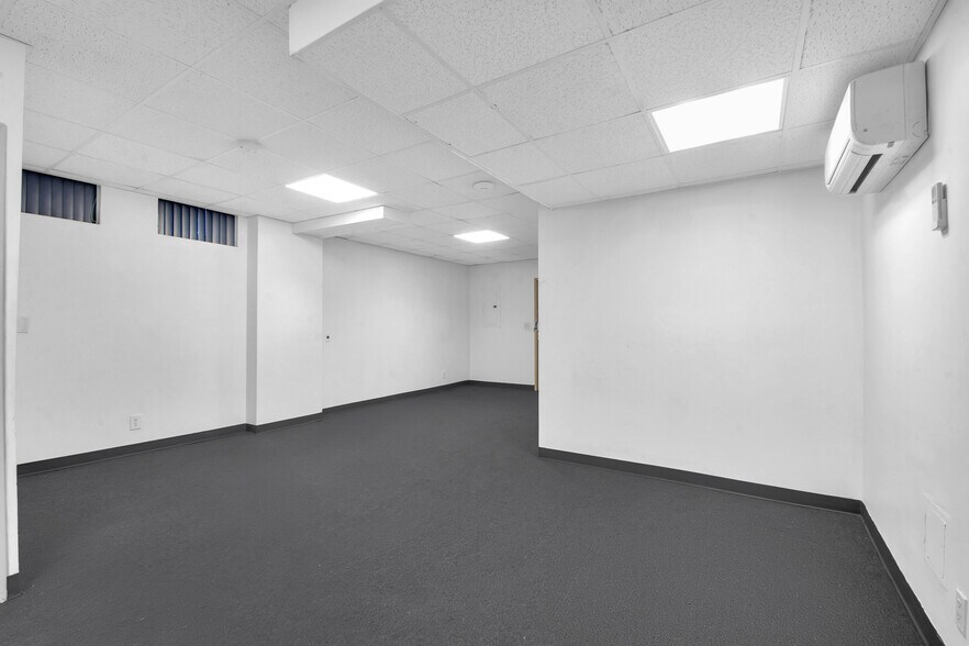 More Photos Of 1494 Ocean Ave, Brooklyn Flex For Lease