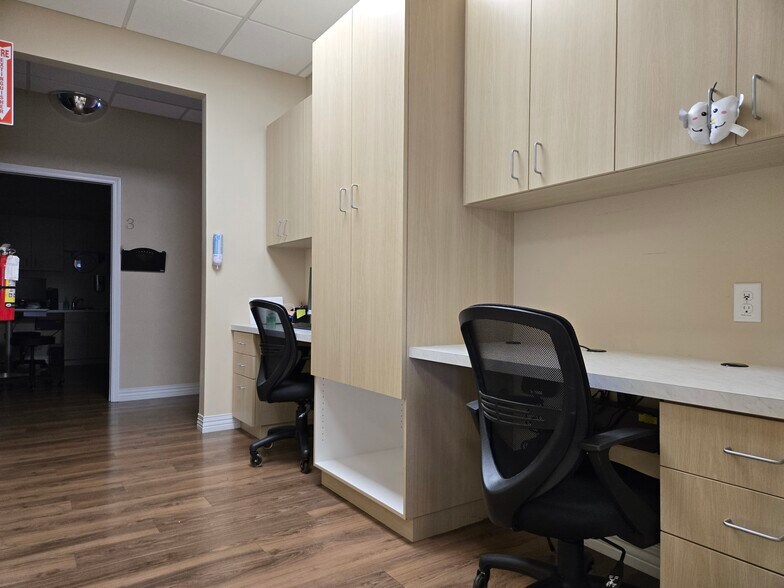 More Photos Of 13555 Automobile Blvd, Clearwater Medical For Lease