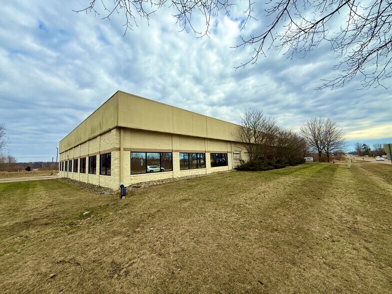 More Photos Of 101 Innovation Pky, Williamston Office For Sale