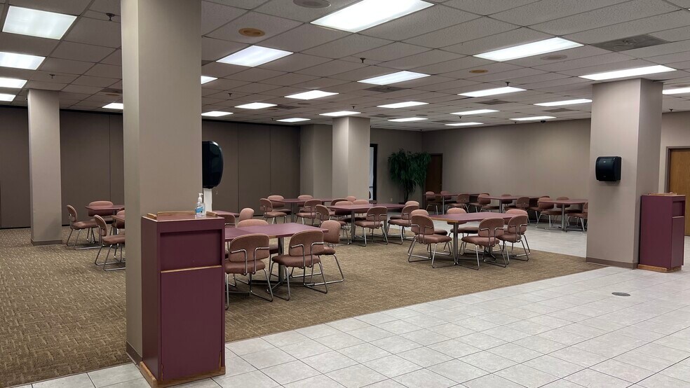 More Photos Of 2402 Wildwood Ave, North Little Rock Medical For Lease