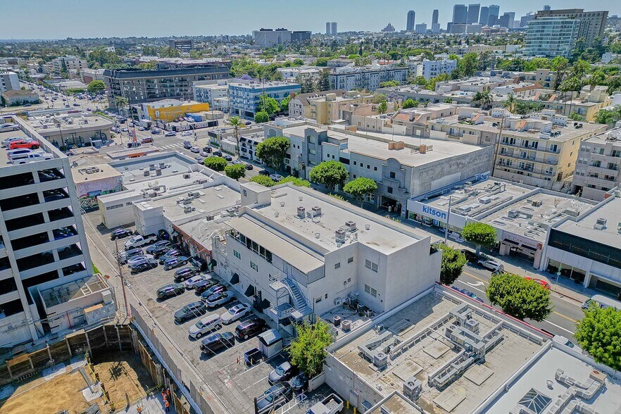 More Photos Of 112-122 S Robertson Blvd, Los Angeles Storefront Retail Office For Sale