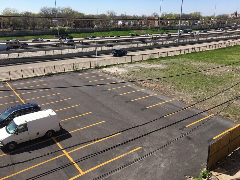 More Photos Of 140 W 62nd, Chicago Manufacturing For Lease