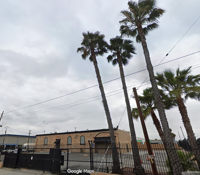 Primary Photo Of 13126 S Figueroa St, Los Angeles Bar For Sale