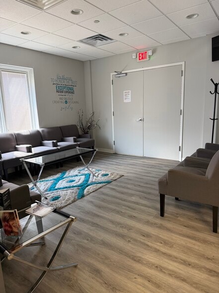 More Photos Of 176 US Highway 9, Englishtown Office For Lease
