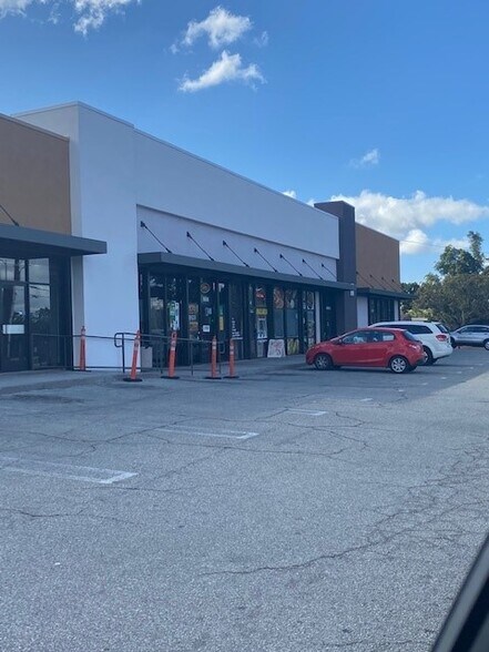 More Photos Of 9000-9046 Balboa Blvd, Northridge Unknown For Lease