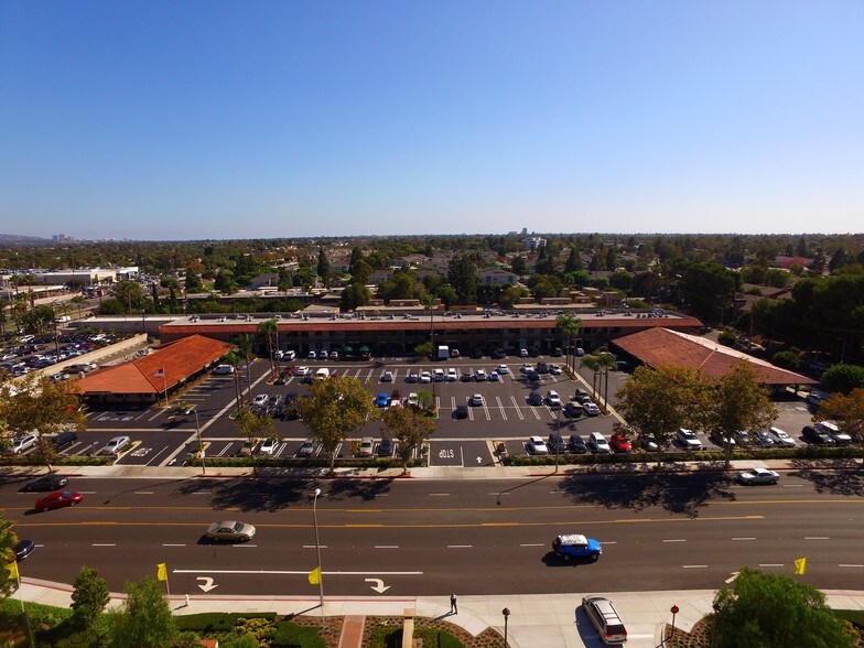 More Photos Of 1525 Mesa Verde Dr E, Costa Mesa Storefront Retail Office For Lease