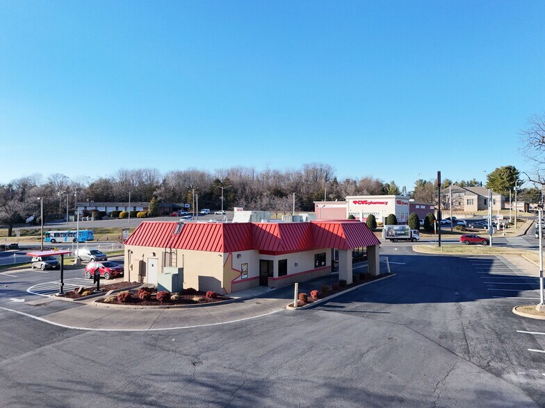More Photos Of 785 Martin Luther King Jr Way, Harrisonburg Fast Food For Lease