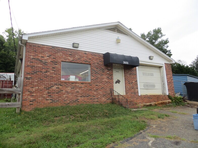 More Photos Of 3668 Calhoun Memorial Hwy, Greenville Warehouse For Sale