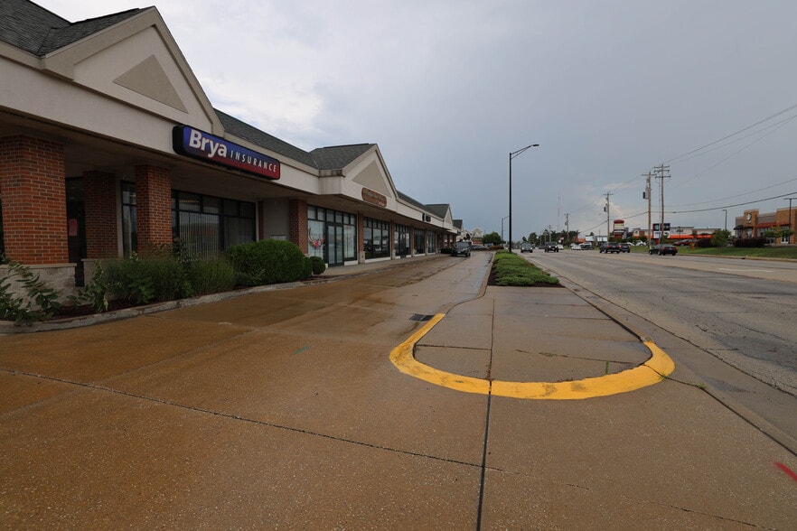 Primary Photo Of 2004 S Neil St, Champaign General Retail For Lease
