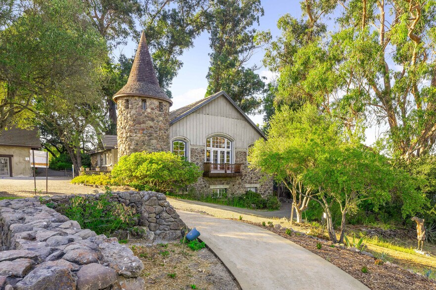 More Photos Of 5200 Sonoma Hwy, Napa Specialty For Sale