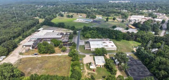 More Photos Of 5595 Collingwood Ave, Kalamazoo Warehouse For Lease