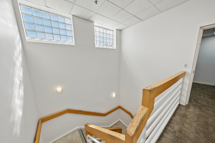 More Photos Of 545-553 Cedar Ln, Teaneck Office For Sale