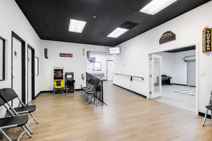 More Photos Of 110 N Third Ave, Upland Warehouse For Sale