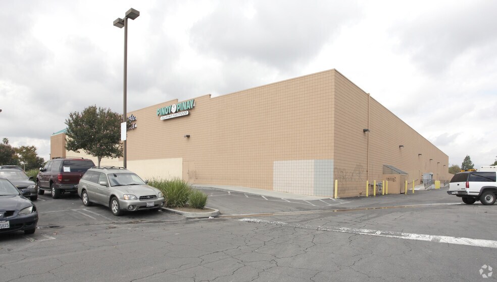 More Photos Of 8340-8350 Van Nuys Blvd, Panorama City General Retail For Sale