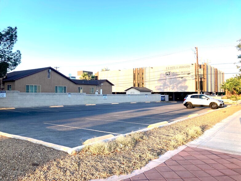More Photos Of 720 S 7th St, Las Vegas Office For Sale
