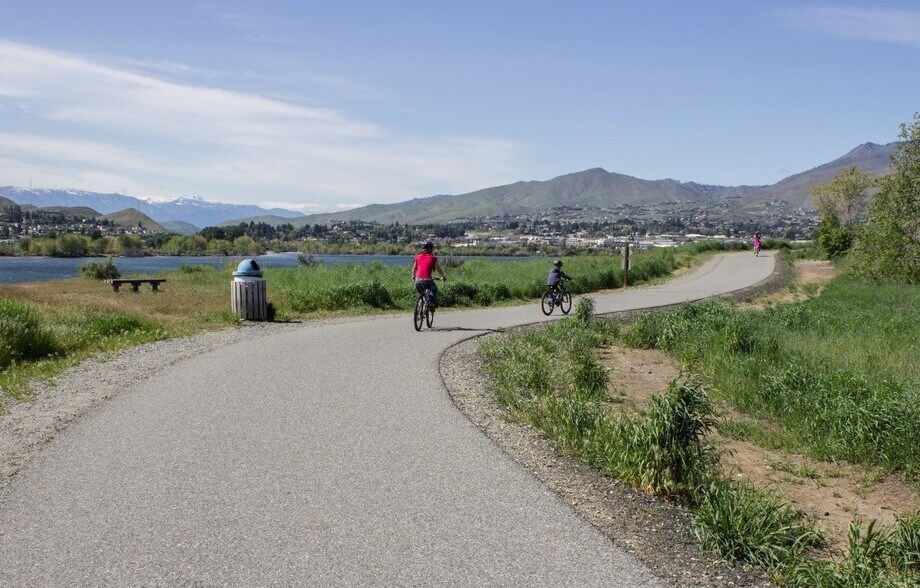 More Photos Of 121 35th St NW, East Wenatchee Land For Sale