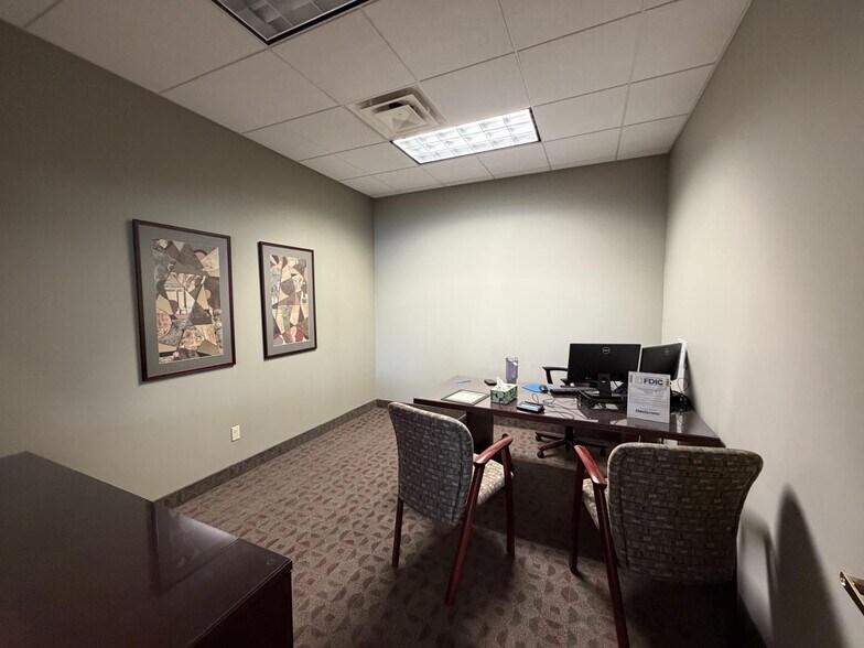 More Photos Of 7075 Aurora Rd, Aurora Bank For Sale