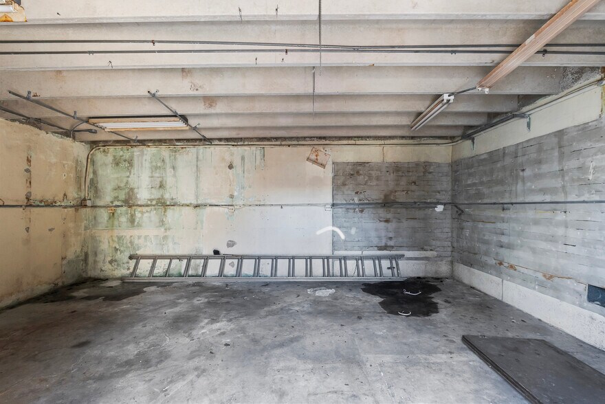 More Photos Of 950 SW 12th Ave, Pompano Beach Manufacturing For Sale