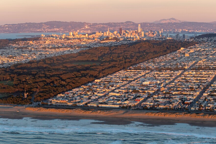 More Photos Of 1311 48th Ave, San Francisco Apartments For Sale