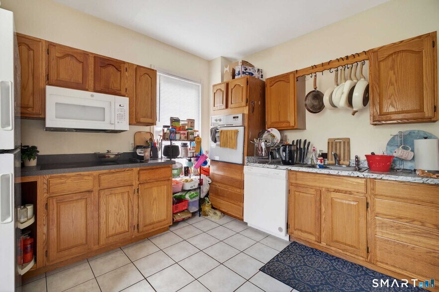 More Photos Of 140 N Main St, Griswold Apartments For Sale