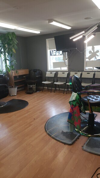 More Photos Of 1021 University Blvd, Takoma Park Storefront Retail Office For Sale