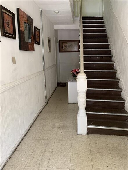 More Photos Of 114 43rd St, Union City Apartments For Sale