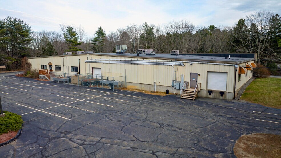 More Photos Of 4 Industrial Pky, Brunswick Manufacturing For Lease