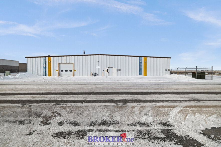 Primary Photo Of 300 N Walsh Dr, Casper Warehouse For Lease