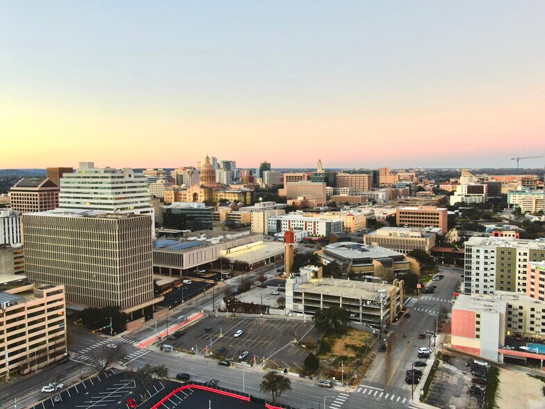 More Photos Of 505 E 7th St, Austin Freestanding For Sale