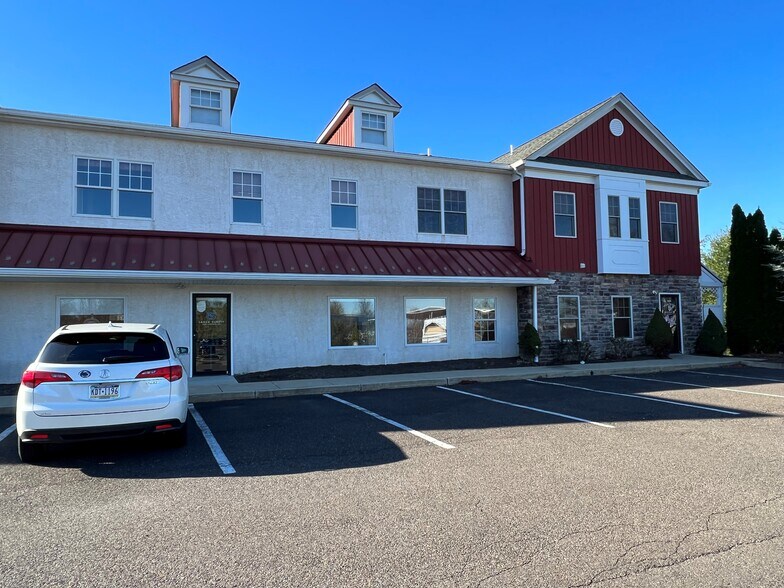 More Photos Of 6049-6057 Kellers Church Rd, Pipersville Office For Lease
