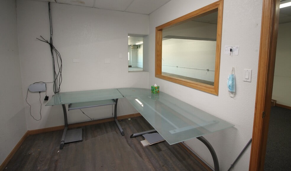 More Photos Of 805 W Main St, Sterling Auto Repair For Sale