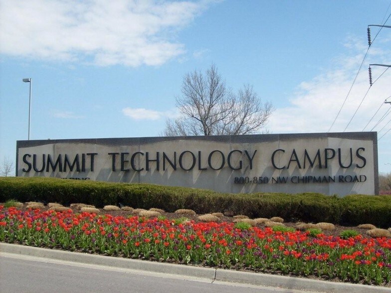 More Photos Of 800-850 NW Chipman Rd, Lee's Summit Office For Lease