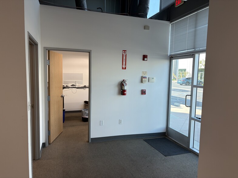 More Photos Of 1694-1704 Ord Way, Oceanside Warehouse For Sale