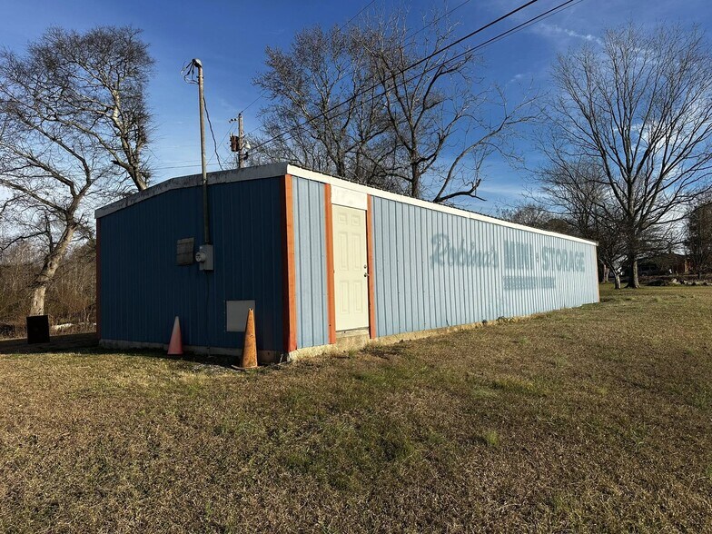 Primary Photo Of 13536 US-231 Hwy, Union Grove Warehouse For Lease