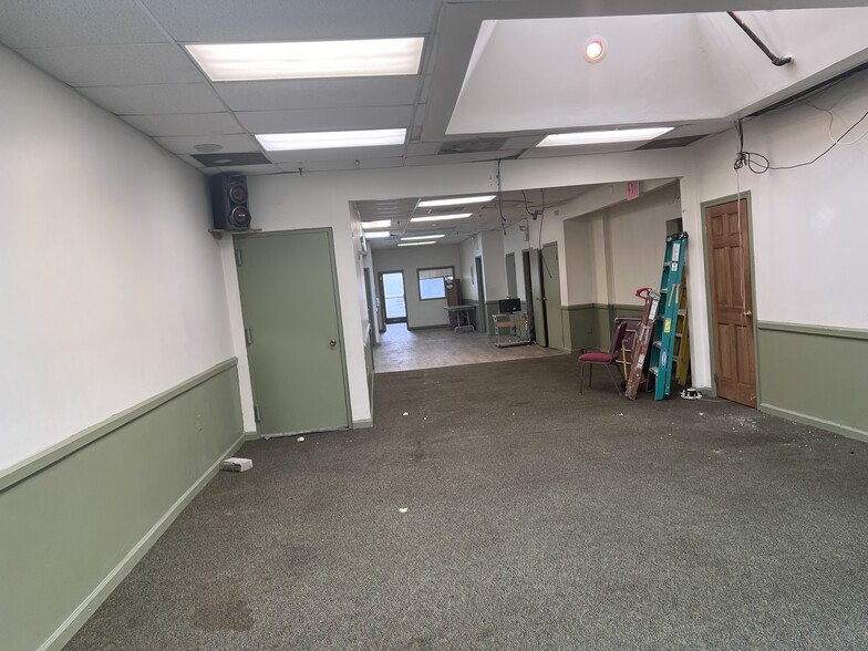 More Photos Of 5017 Avenue D, Brooklyn Storefront Retail Residential For Sale